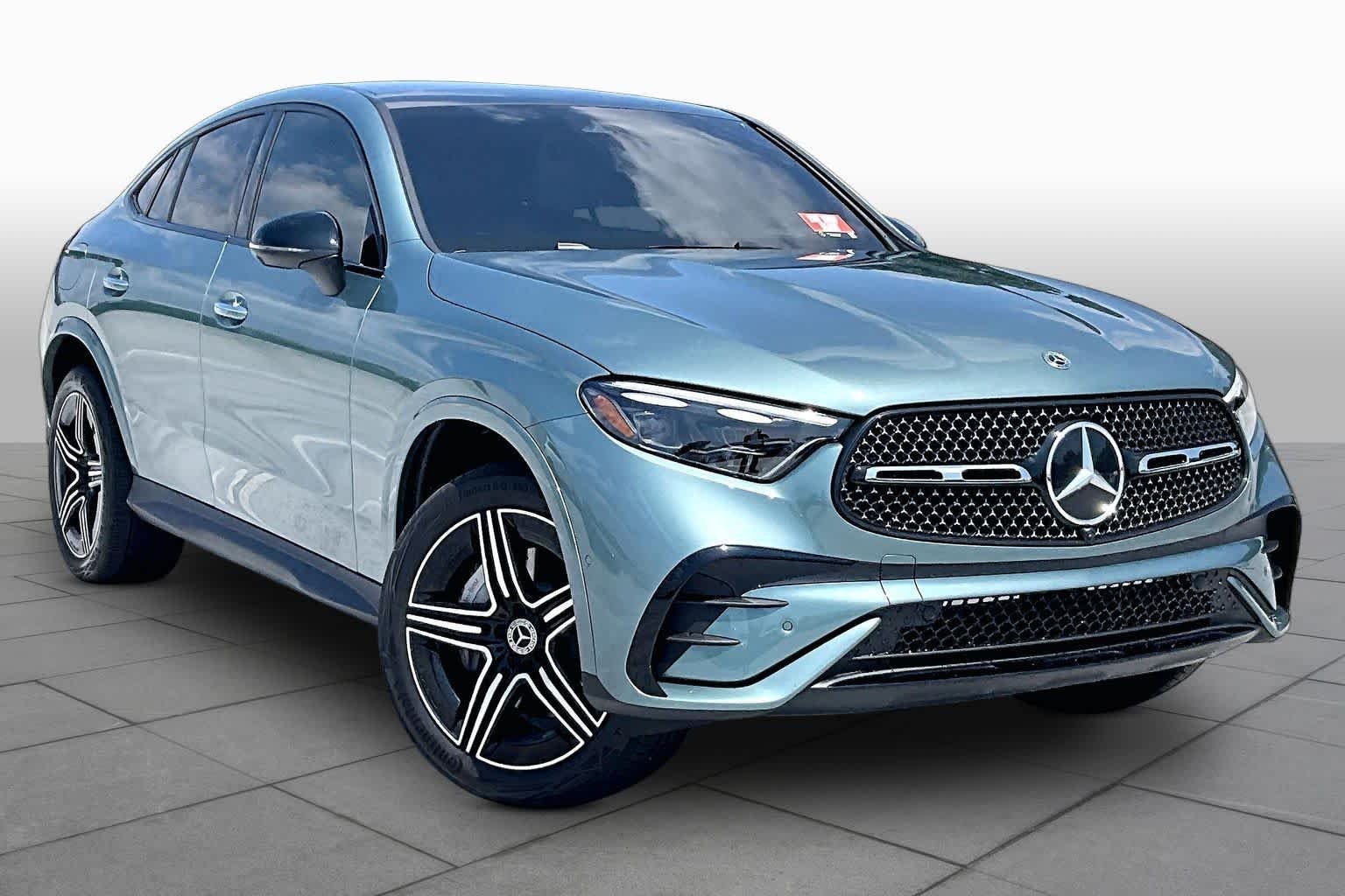 Used 2026 Verde Silver Metallic Mercedes-Benz GLC 300 image 2