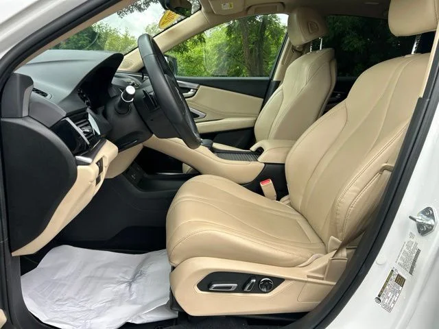 Used 2021  Acura Base image 18