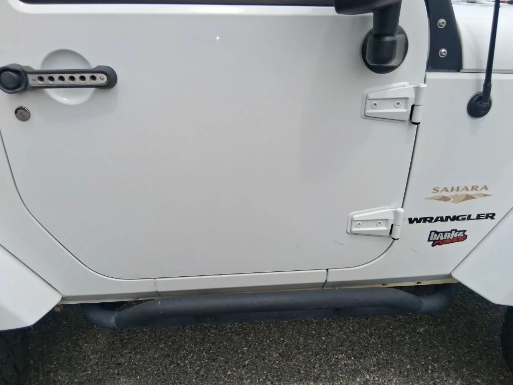 Used 2012 White Jeep Sahara image 15