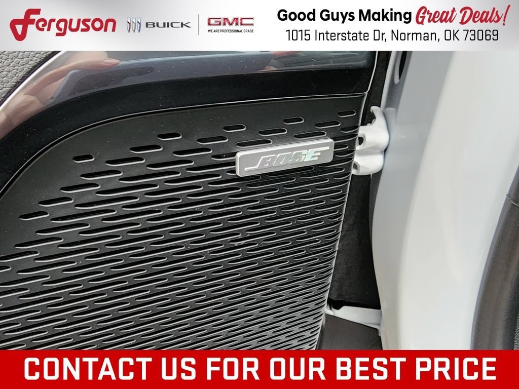 2026 GMC Acadia AT4 - Photo 16