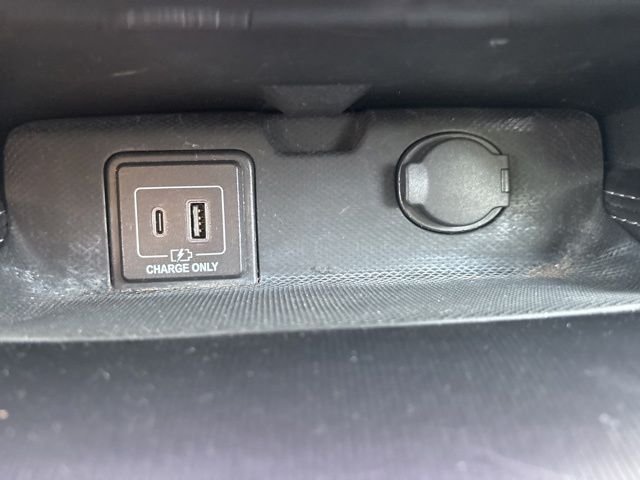 Used 2019 Gray INFINITI LUXE image 28