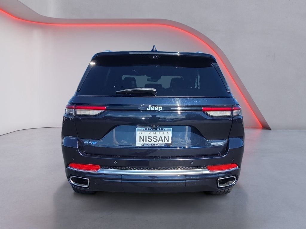 Used 2022 Black Jeep Summit 4xe image 5