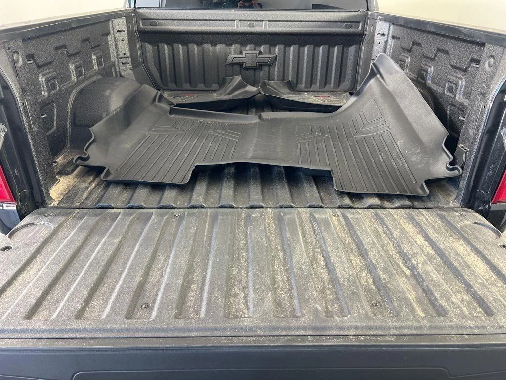 Used 2025 Black Chevrolet Custom Trail Boss image 21