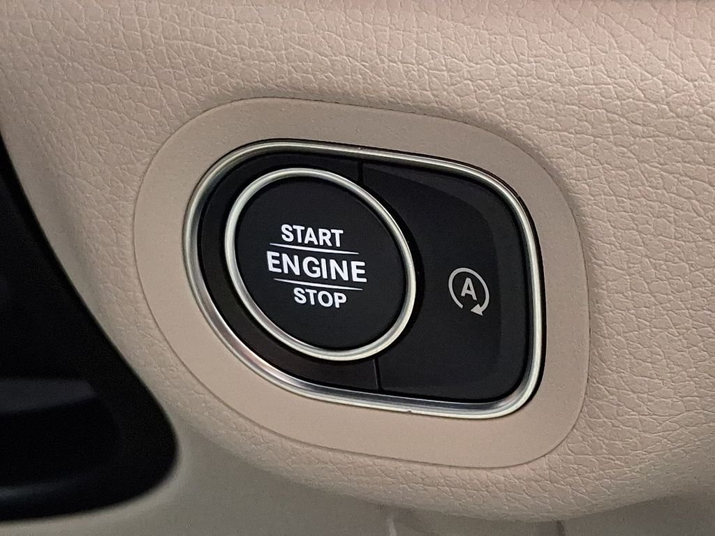 Certified Used 2026 Polar White Mercedes-Benz GLE 350 image 28