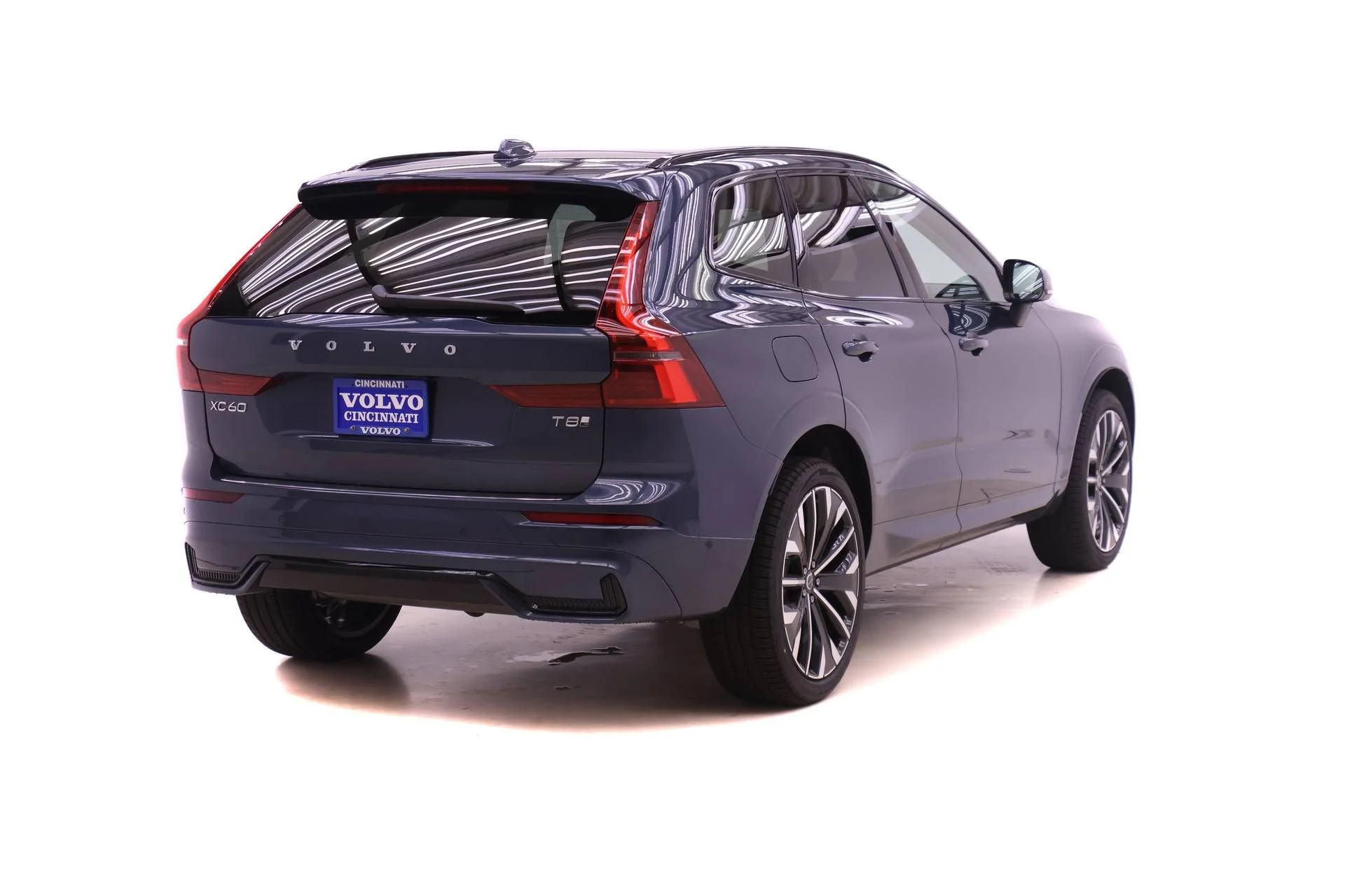 New 2026 Denim Blue Volvo Ultra image 4