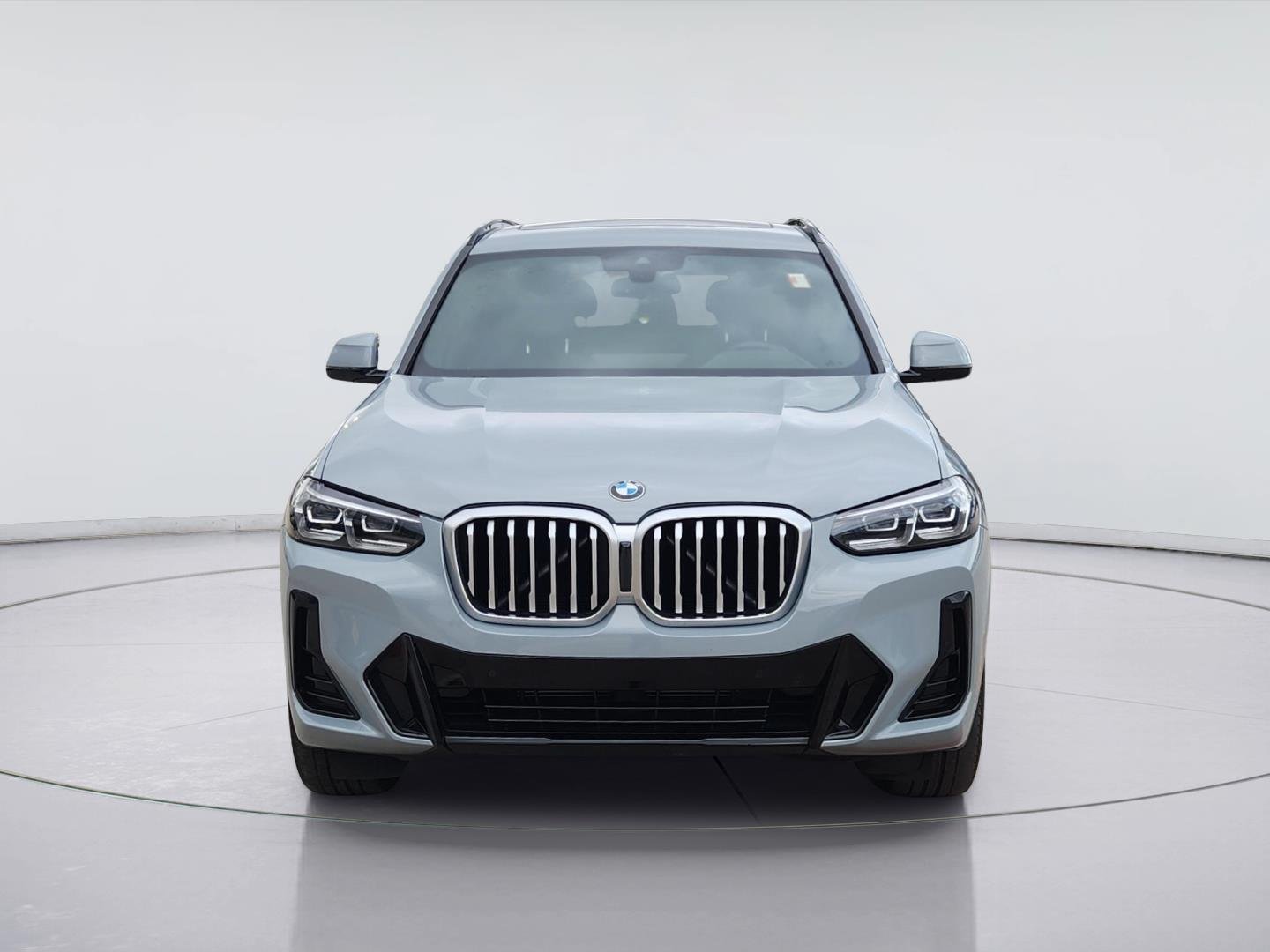 Used 2022 Brooklyn Grey Metallic BMW sDrive30i image 2