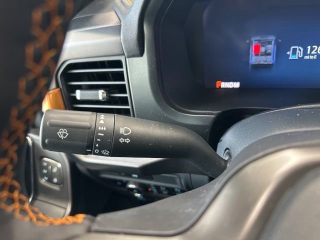 New 2025 Oxford White Ford Tremor® image 26