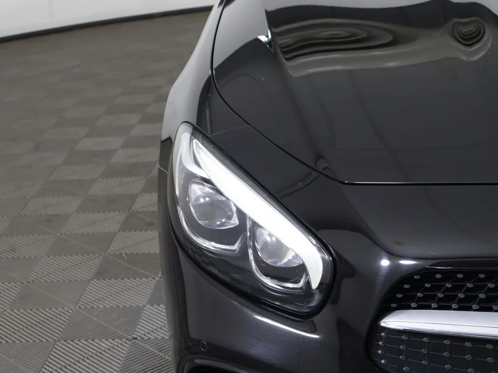 Used 2018 Black Mercedes-Benz SL 450 image 15
