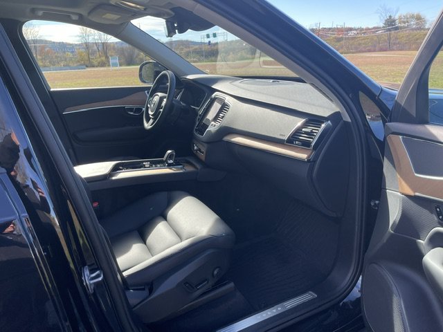 Used 2025 Black Volvo Plus image 16