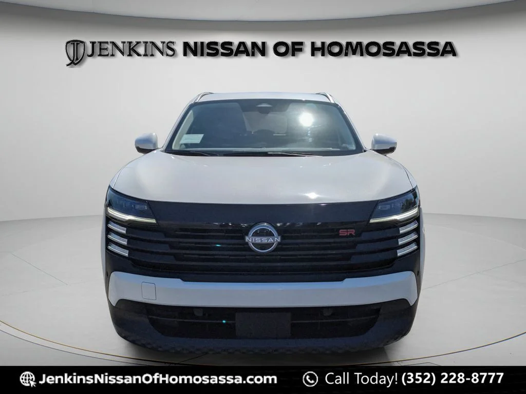 Used 2025 White Nissan SR image 10