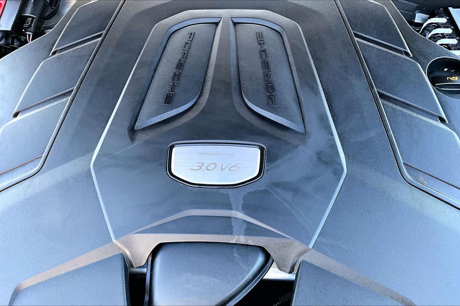 Used 2023 Black Porsche Platinum Edition image 31