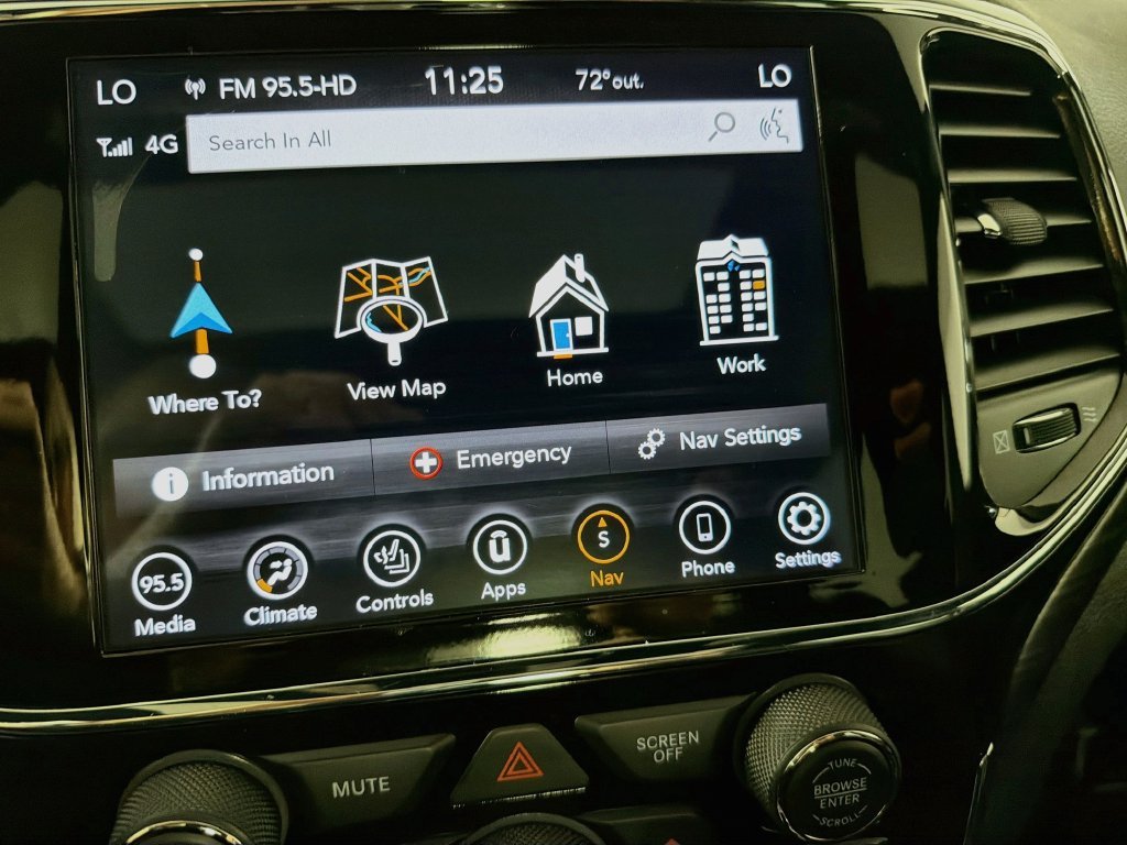 Used 2021 Gray Jeep Laredo X image 13