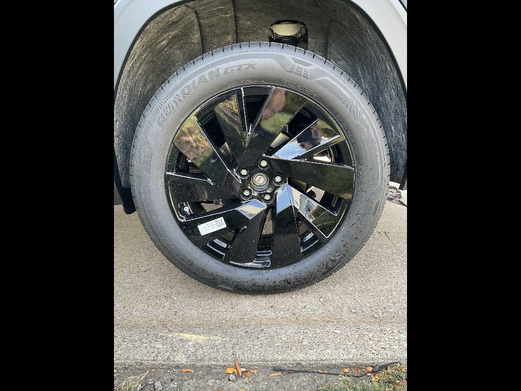 2026 Volkswagen Atlas SE w/Tech - Photo 10