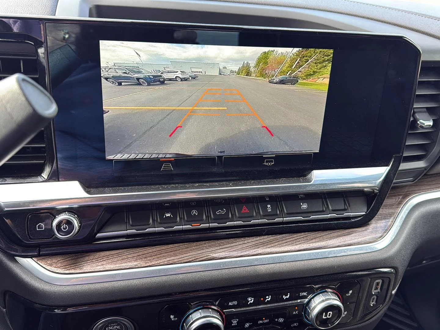 Used 2022 Onyx Black GMC Elevation image 7