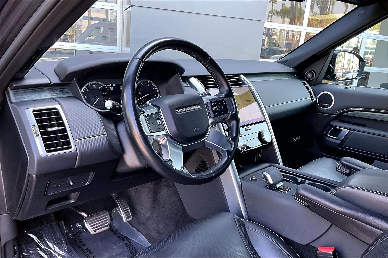 Certified Used 2023 Gray Land Rover S R-Dynamic image 12