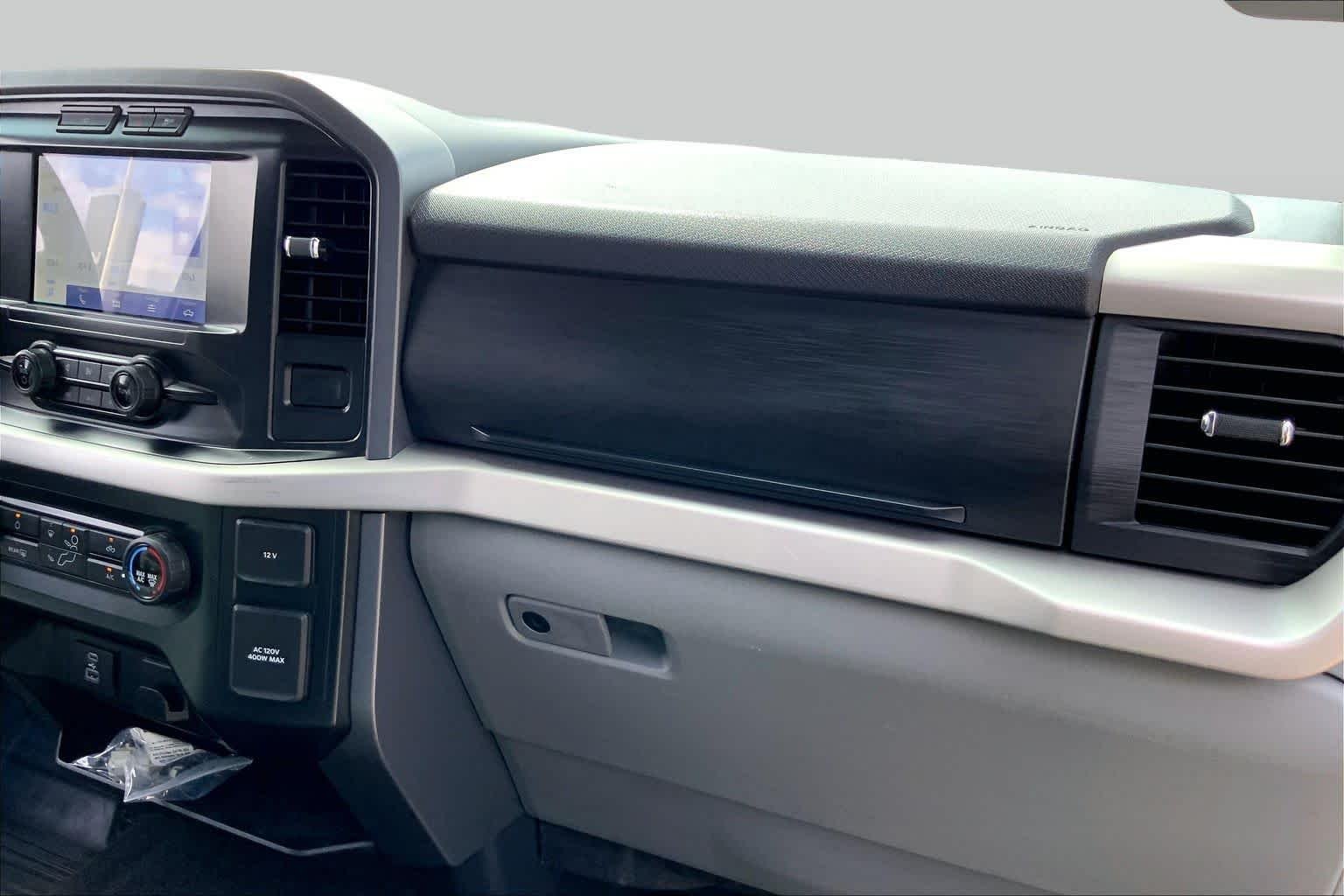 Used 2022 Oxford White Ford XLT image 19