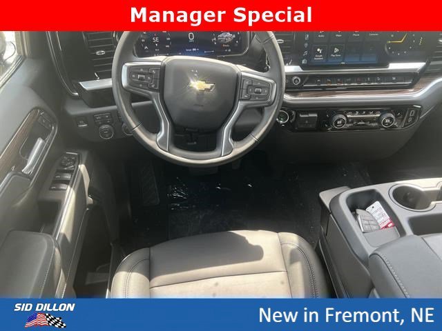 New 2026 Sterling Gray Metallic Chevrolet LT image 4