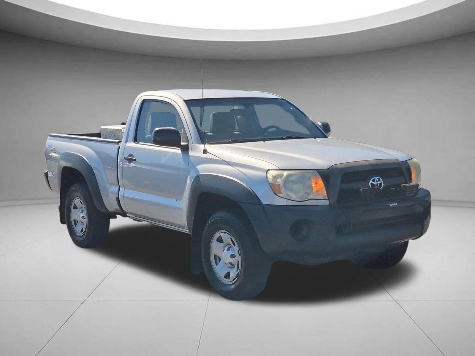 Used 2011  TOYOTA REGCAB image 7
