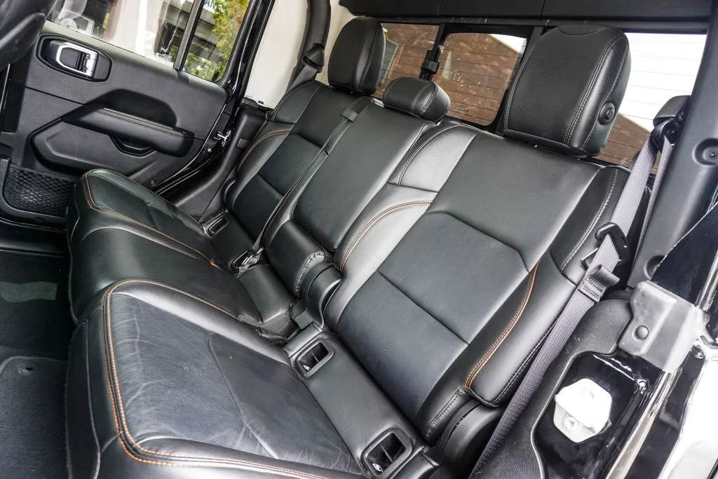 Used 2022 Black Jeep Mojave image 7