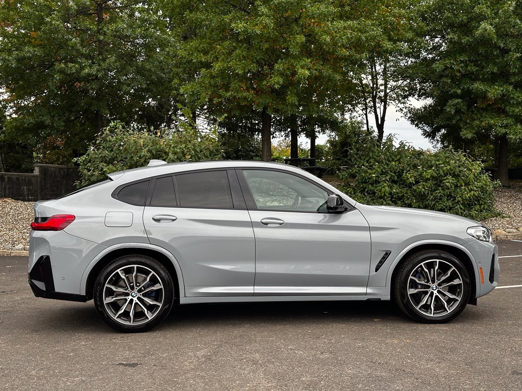 Used 2023 Gray BMW M40i image 4