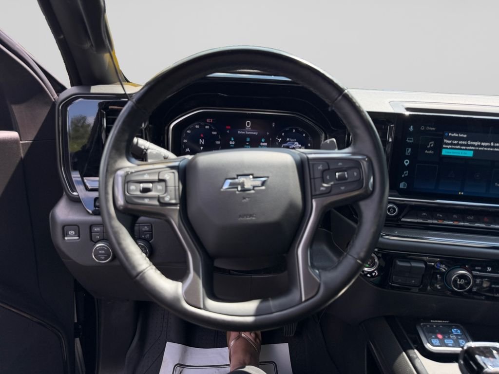 Used 2025 Black Chevrolet ZR2 image 13