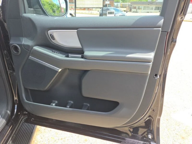 New 2026 Agate Black Metallic Ford Active image 17