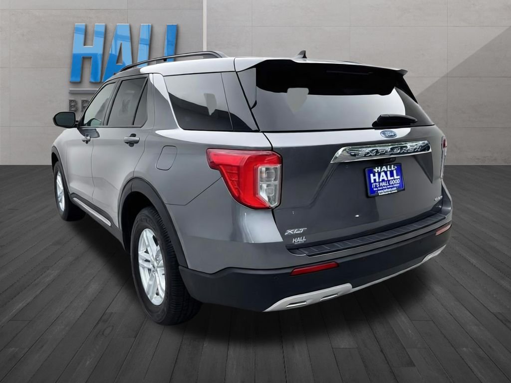 Used 2023 Gray Ford XLT image 3