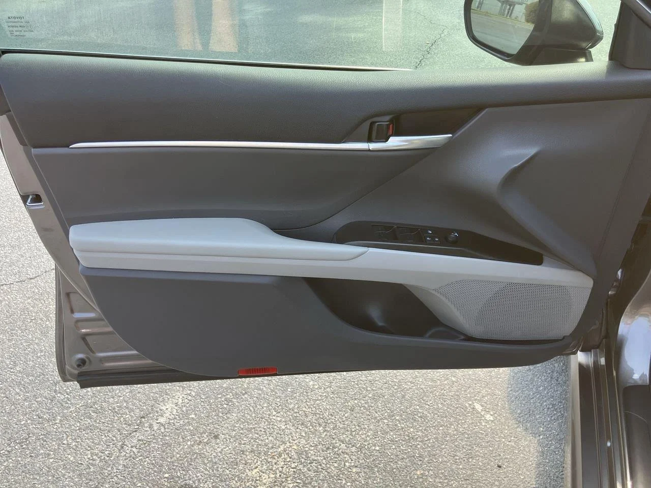 Certified Used 2024 Gray (Predawn Gray Mica) Toyota SE image 14