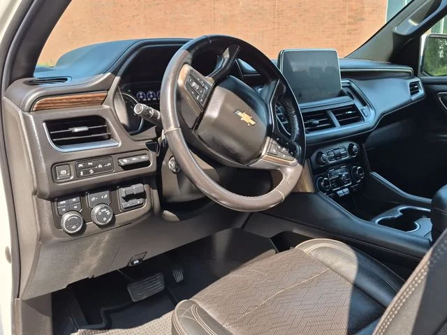 Used 2021 Beige Chevrolet High Country image 29