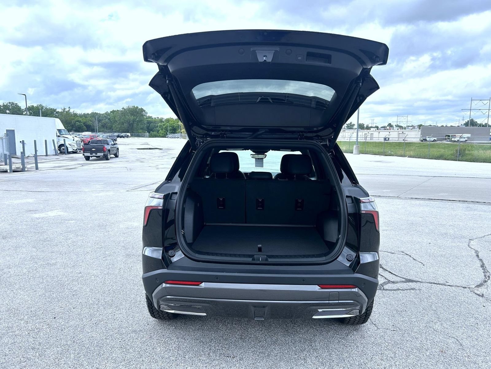 New 2026 Black Chevrolet ACTIV image 23