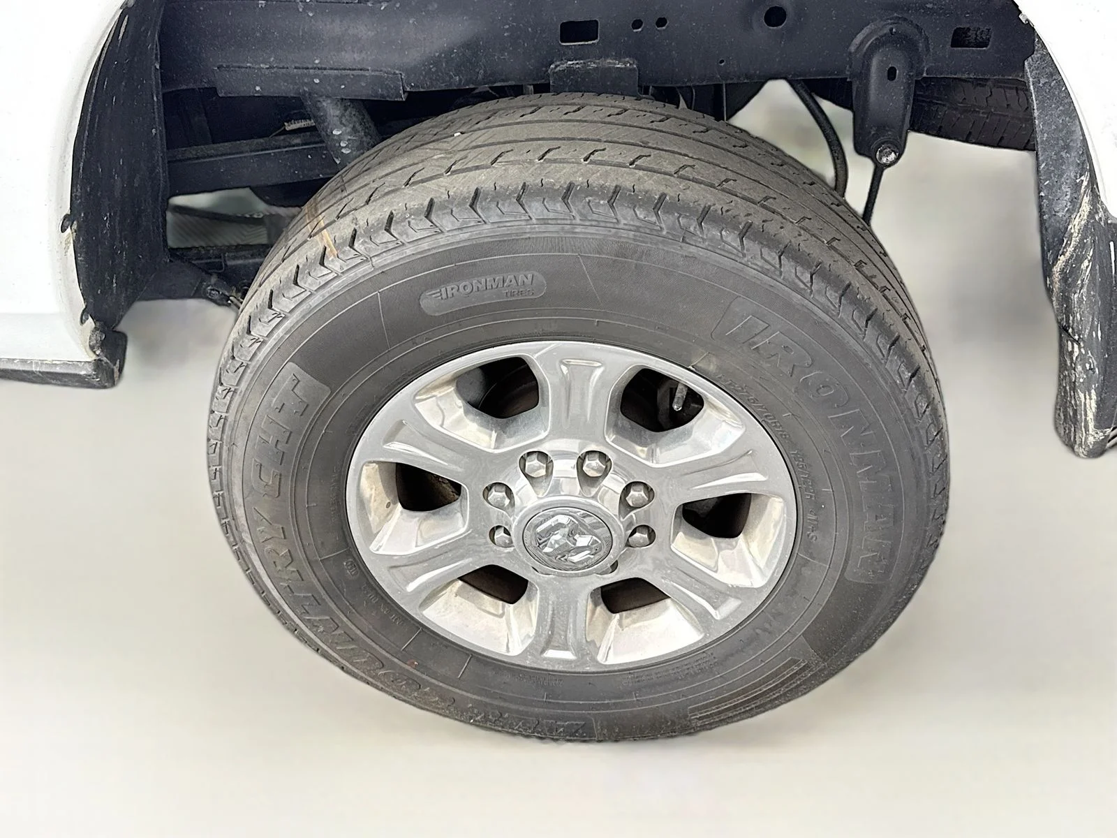 Used 2023 White Ram Big Horn image 6