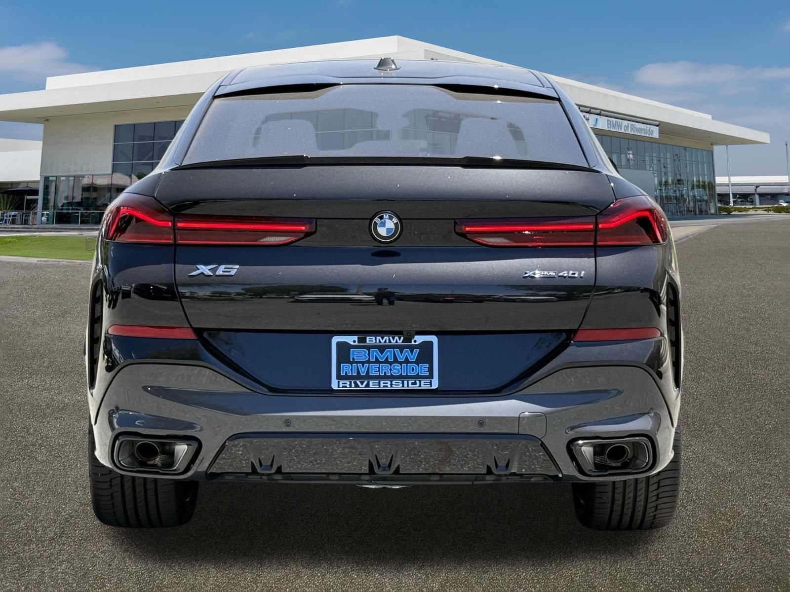 New 2027 Black Sapphire Metallic BMW xDrive40i image 9