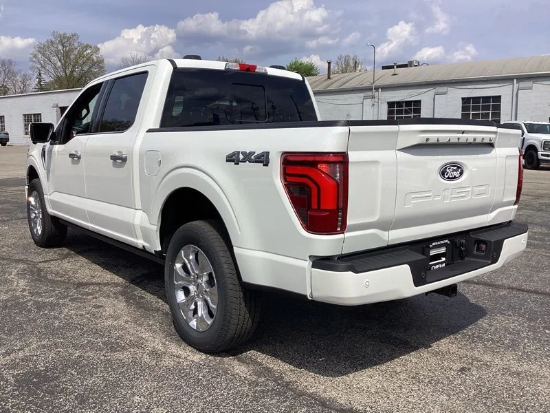 New 2026 Star White Metallic Tri-Coat Ford Platinum® image 6