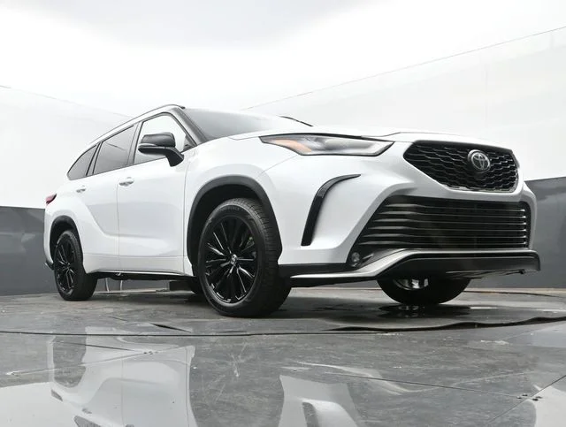 2023 Toyota Highlander XSE - Photo 27
