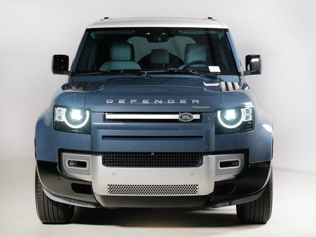 Used 2025 Blue Land Rover S image 8