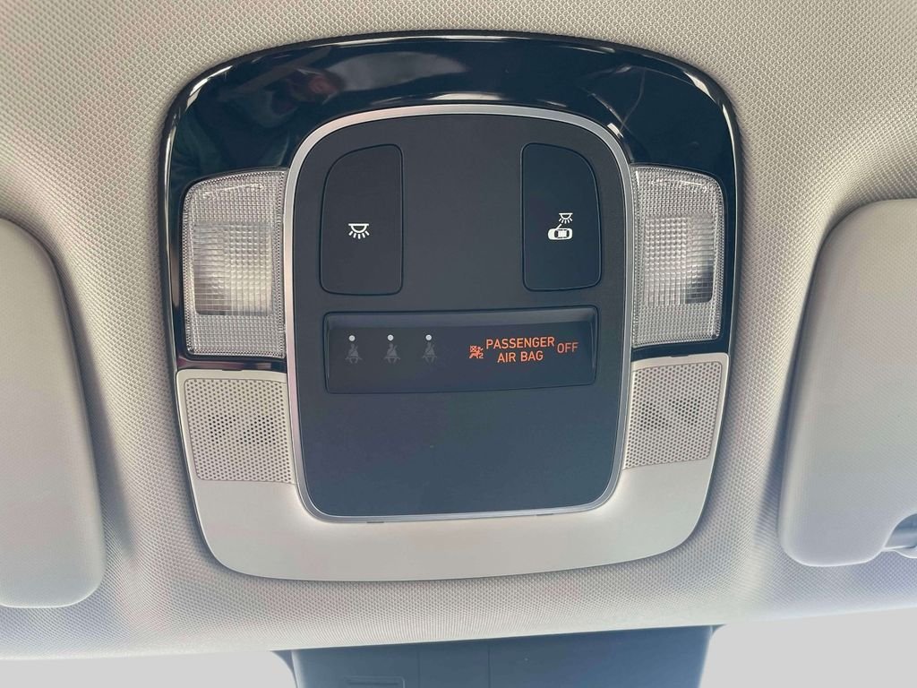 Certified Used 2024 Silver Hyundai SE image 30