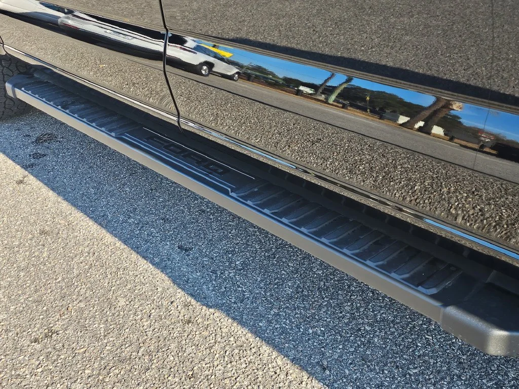 New 2026 Agate Black Metallic Ford XLT image 30