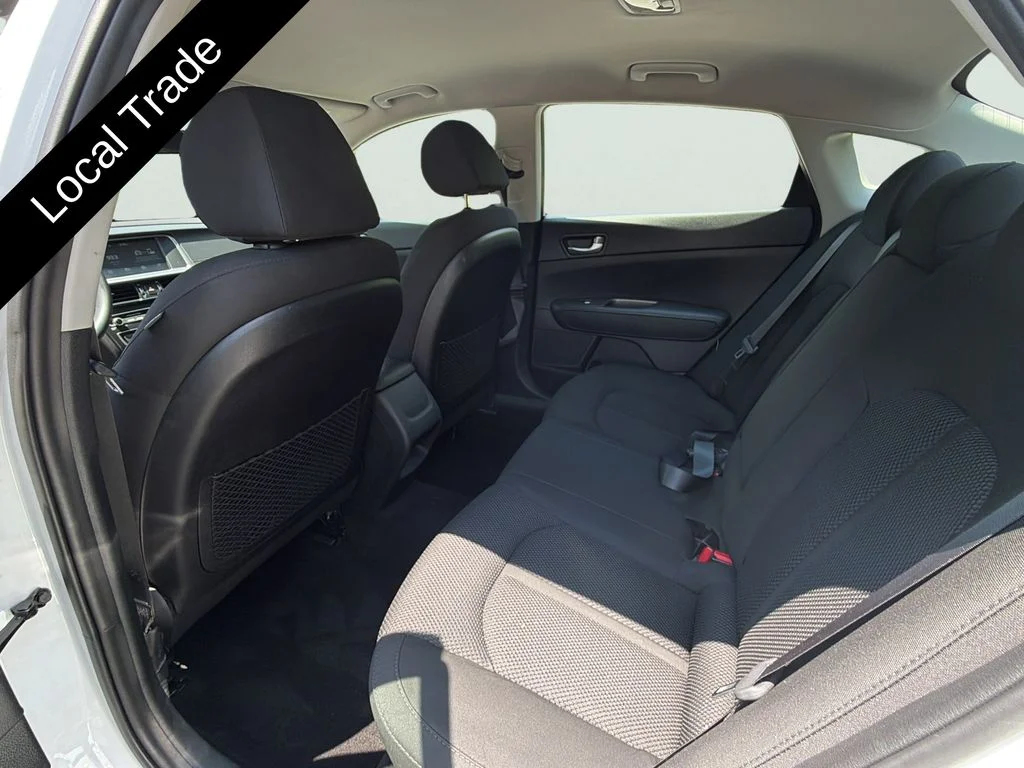 Used 2019 Snow White Pearl Kia LX image 11