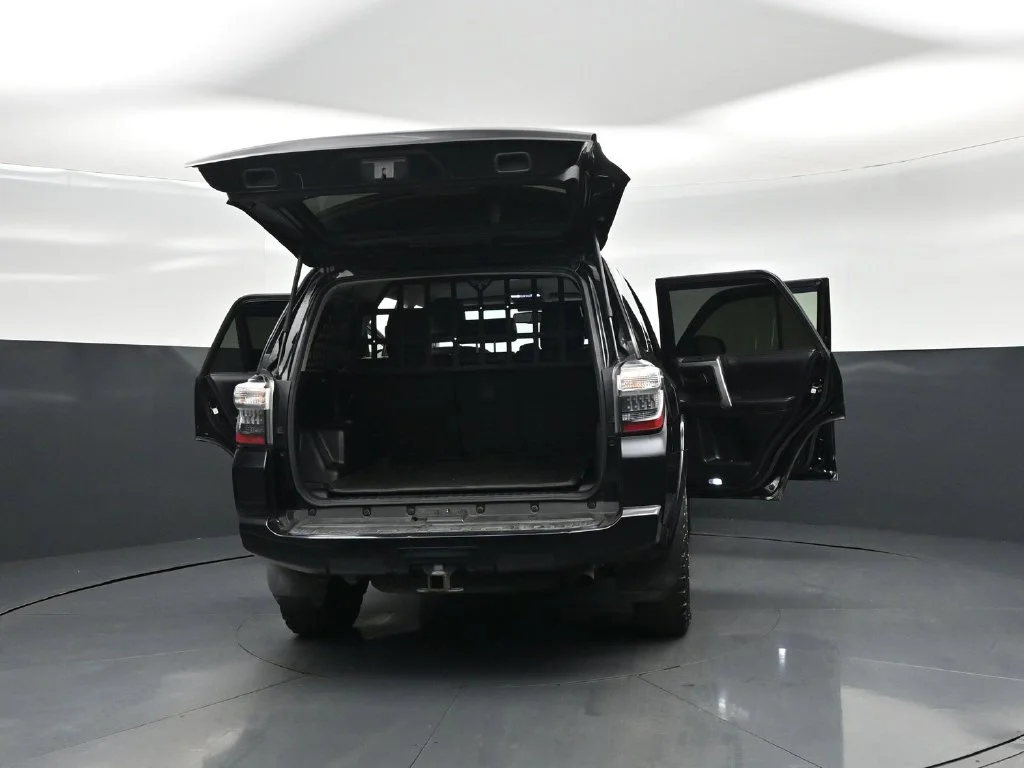 Used 2018 Black Toyota SR5 Premium image 32