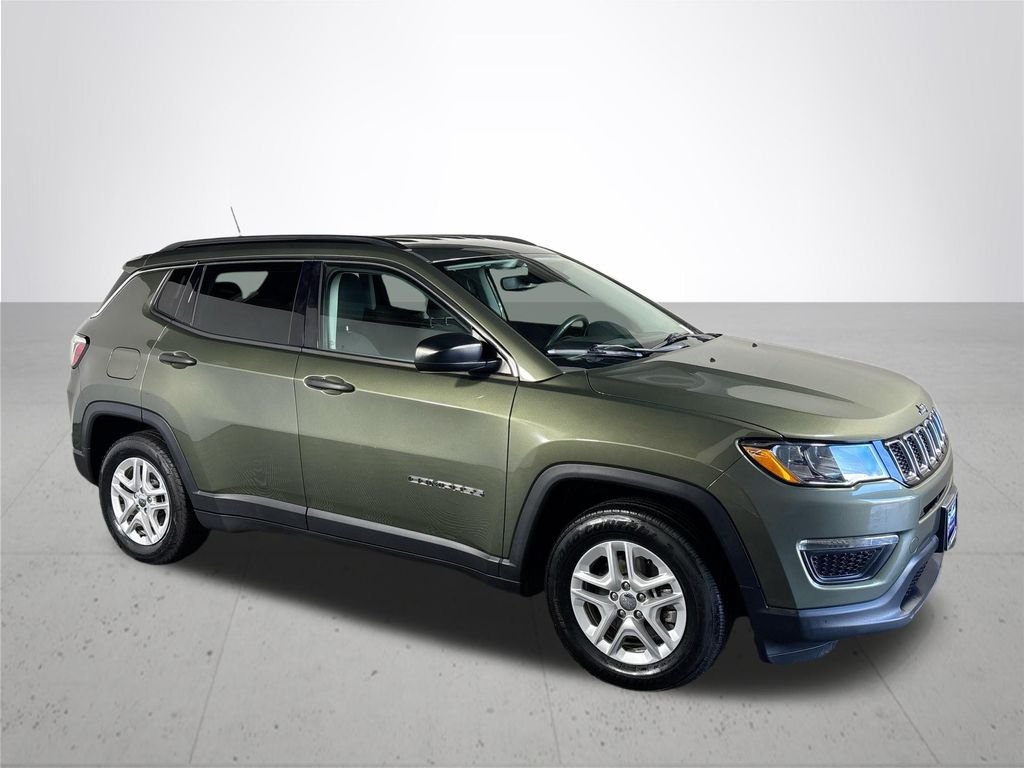 Used 2019 Olive Green Jeep Sport image 4