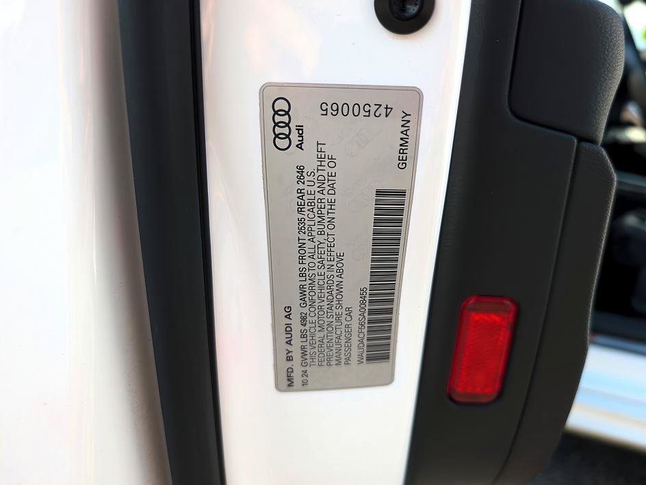 Used 2025 Arkona White Audi S line Premium image 32