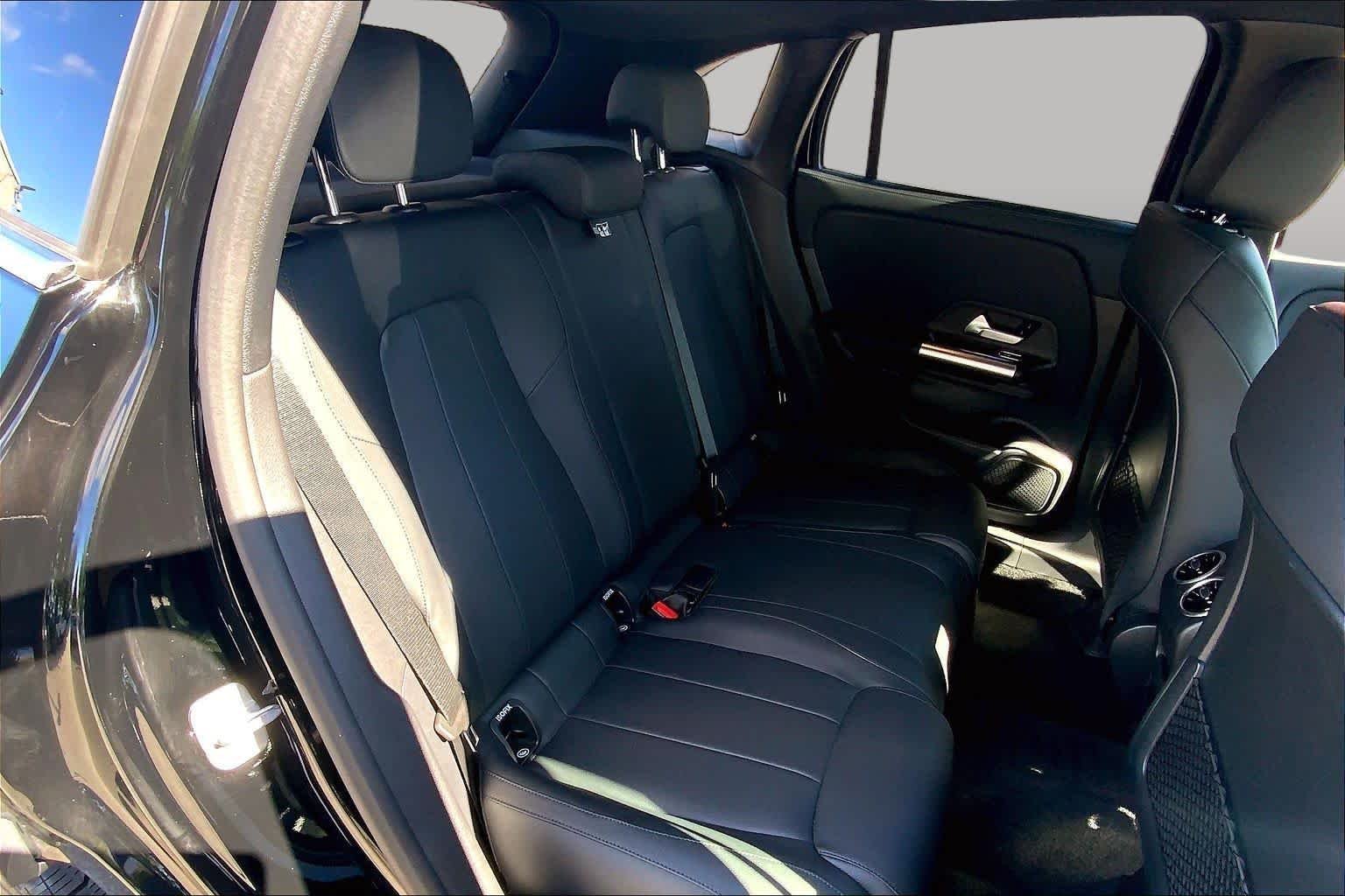 New 2026 Night Black Mercedes-Benz GLA 250 image 18