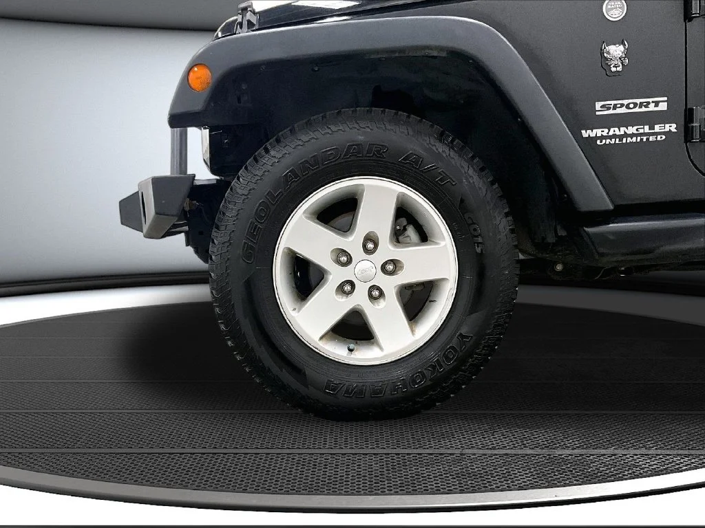 Used 2016 Black Jeep Unlimited Sport image 29