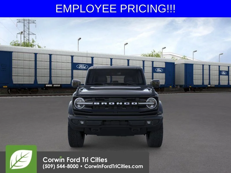 New 2026 Shadow Black Ford Outer Banks image 7
