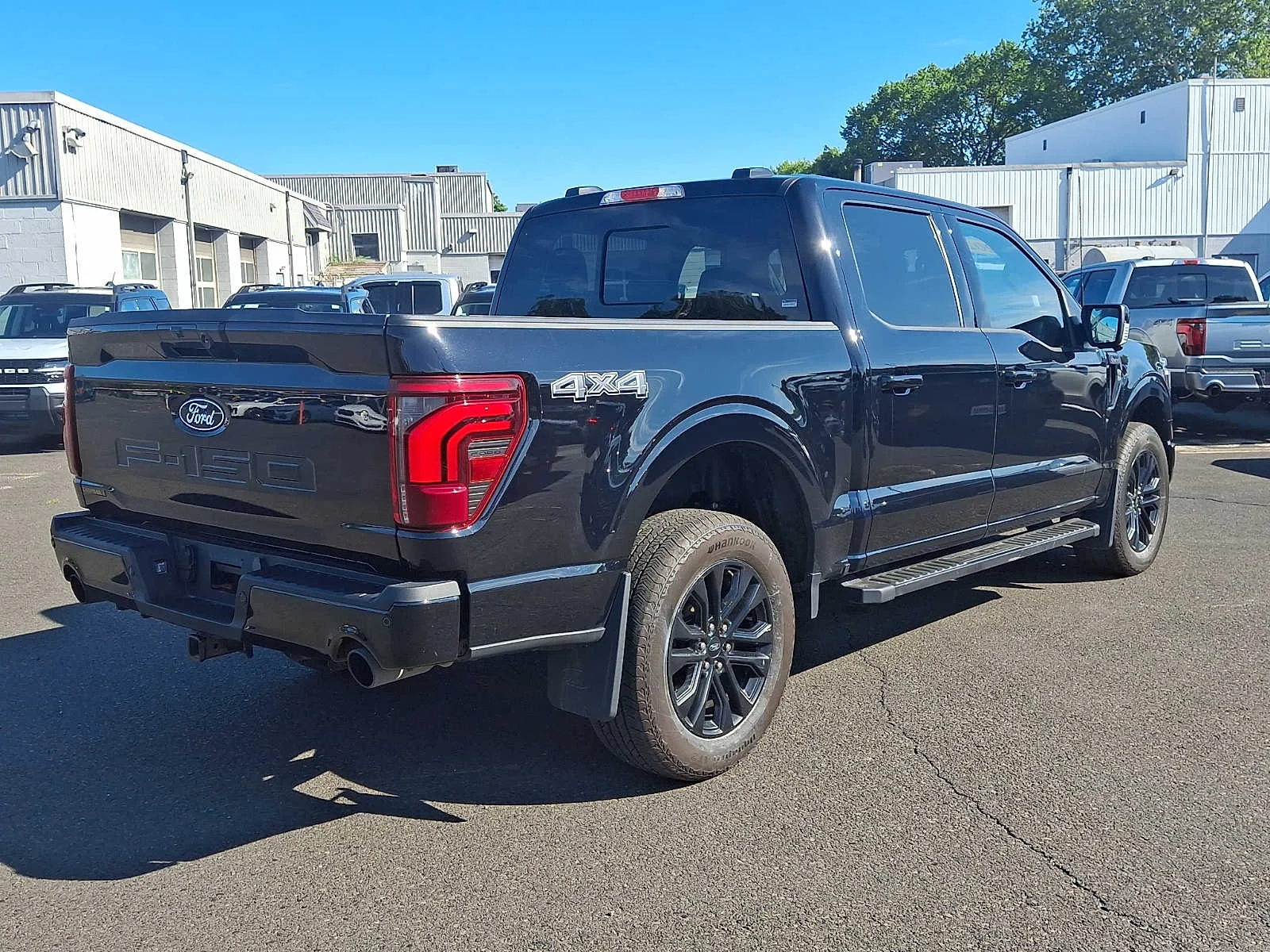 Used 2024 Agate Black Metallic Ford LARIAT image 6