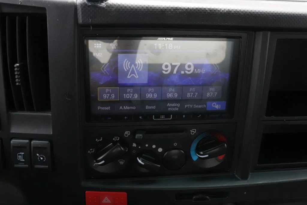 Used 2023 Arctic White Chevrolet Base image 17