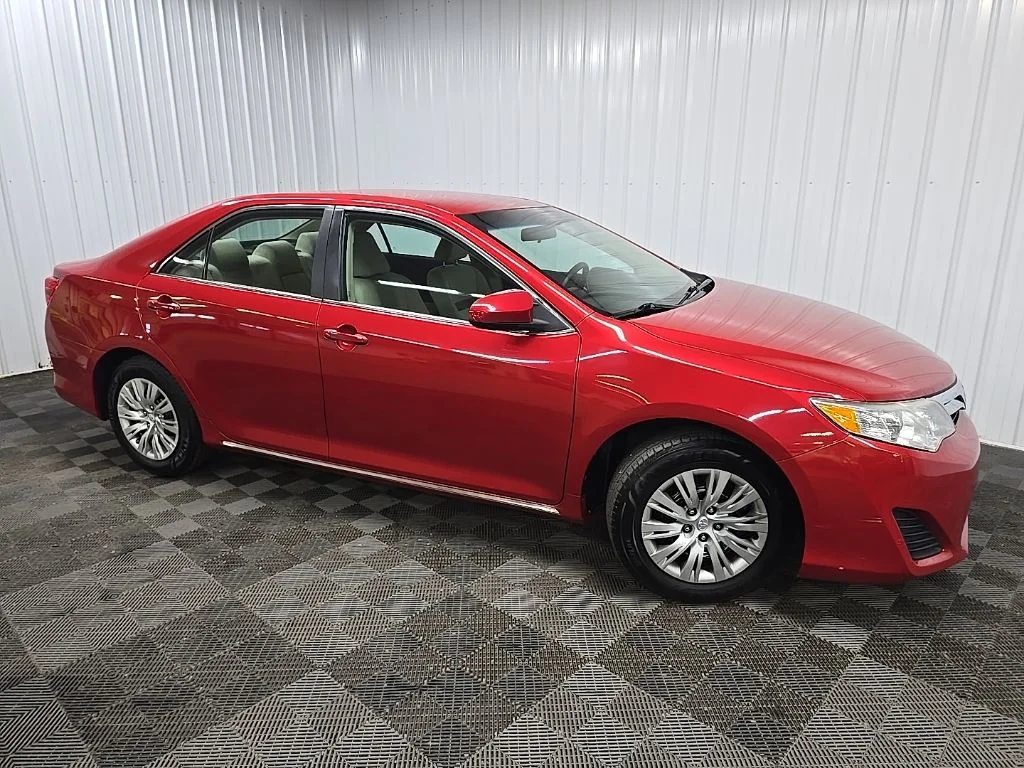Used 2013 Red Toyota LE image 1