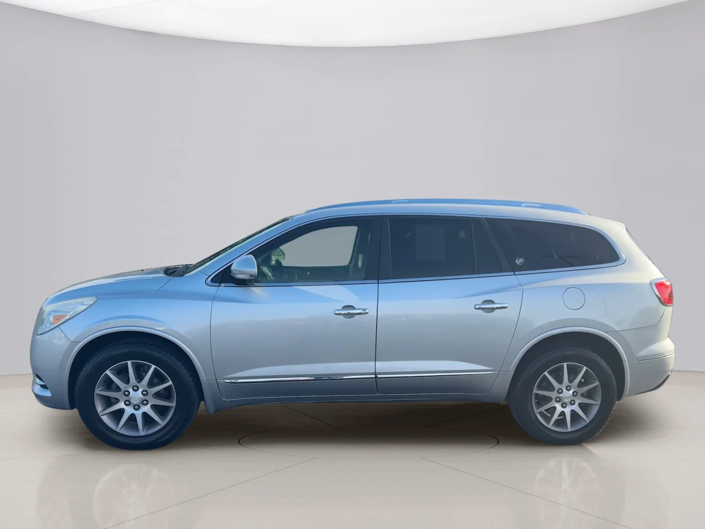 Used 2015 Silver Buick LEATHER image 2