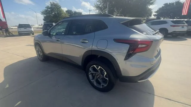 2026 Chevrolet Trax LT - Photo 6