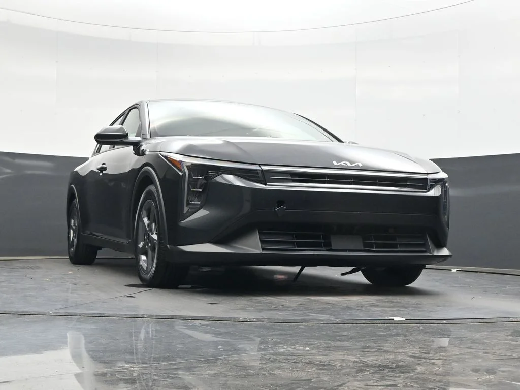 Used 2025 Gray Kia LXS image 41